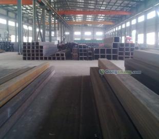 現(xiàn)貨供應(yīng)135×135直縫方管 吊車與起重機專用建材解決方案